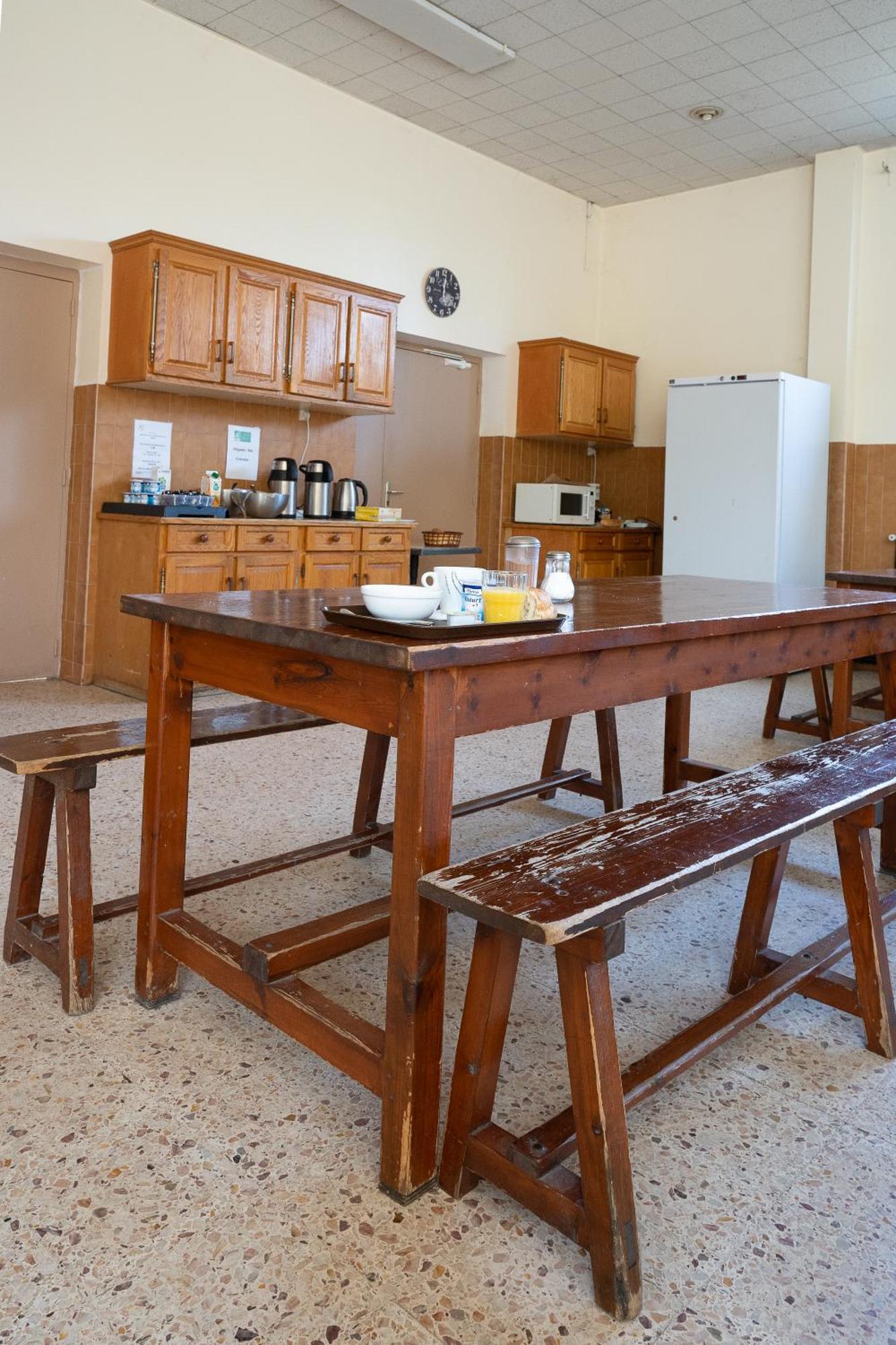 Auberge De Jeunesse Hi Arles Zewnętrze zdjęcie
